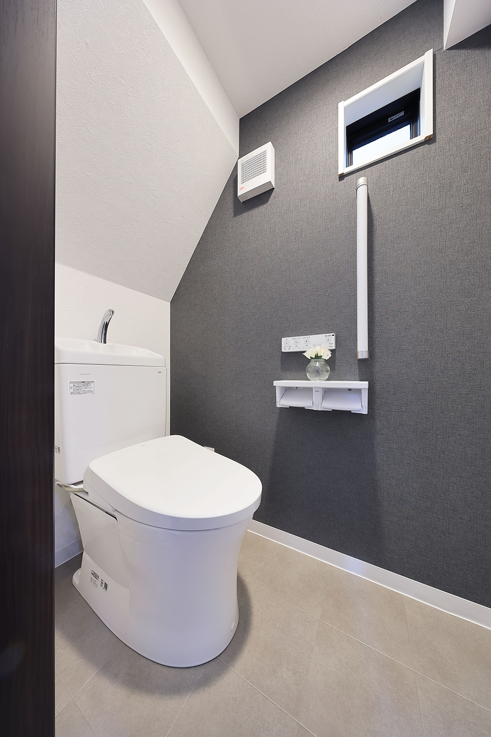 「古い設備を一新し、快適な居住空間に」K様邸