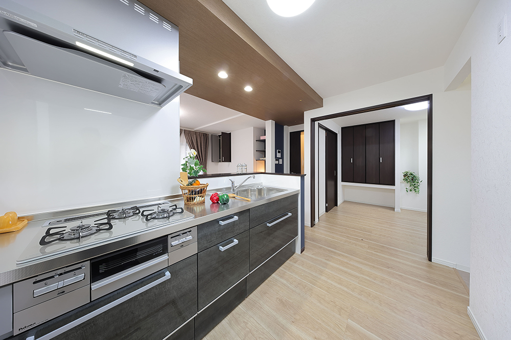 「古い設備を一新し、快適な居住空間に」K様邸