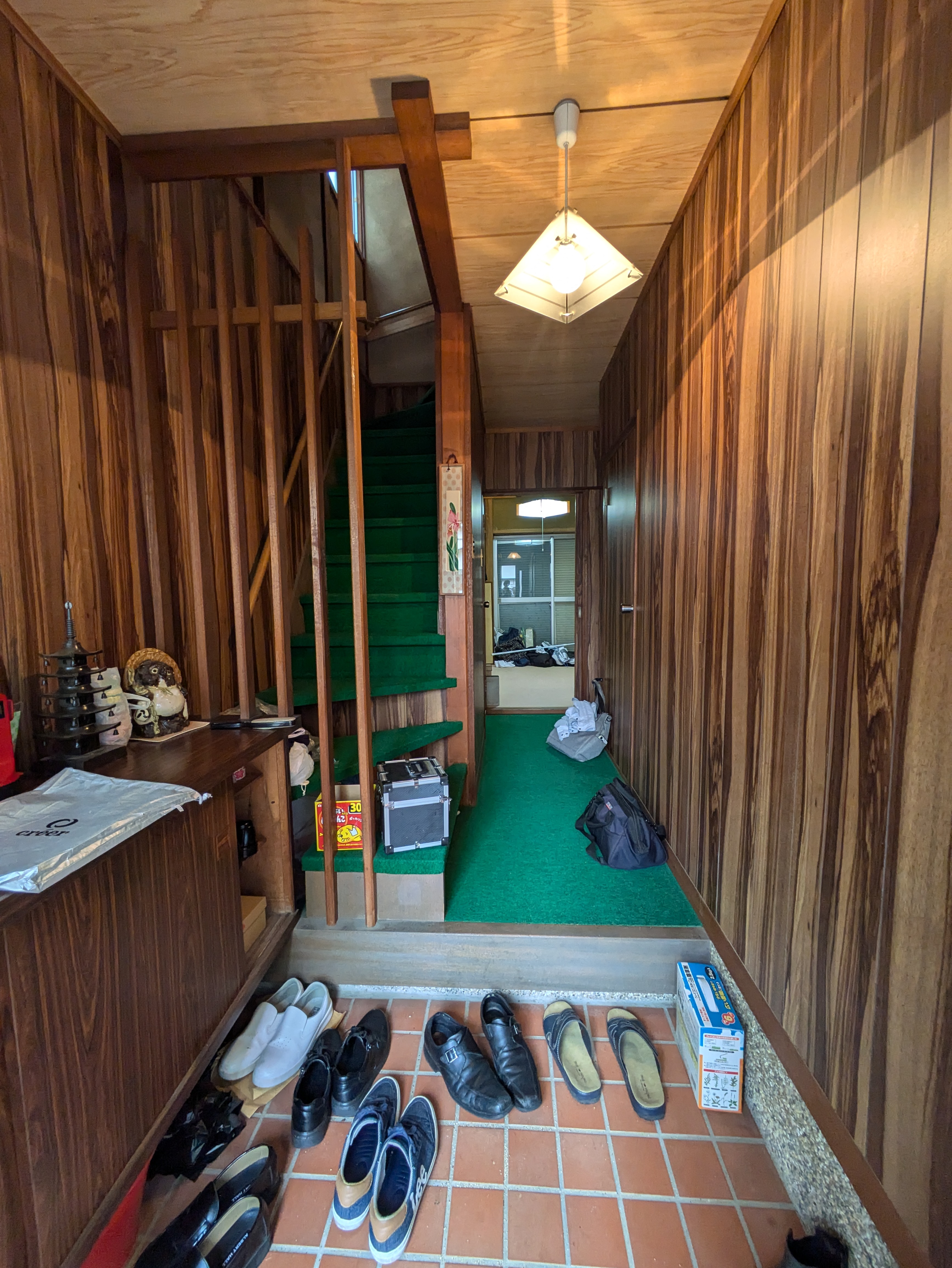 「古い設備を一新し、快適な居住空間に」S様邸