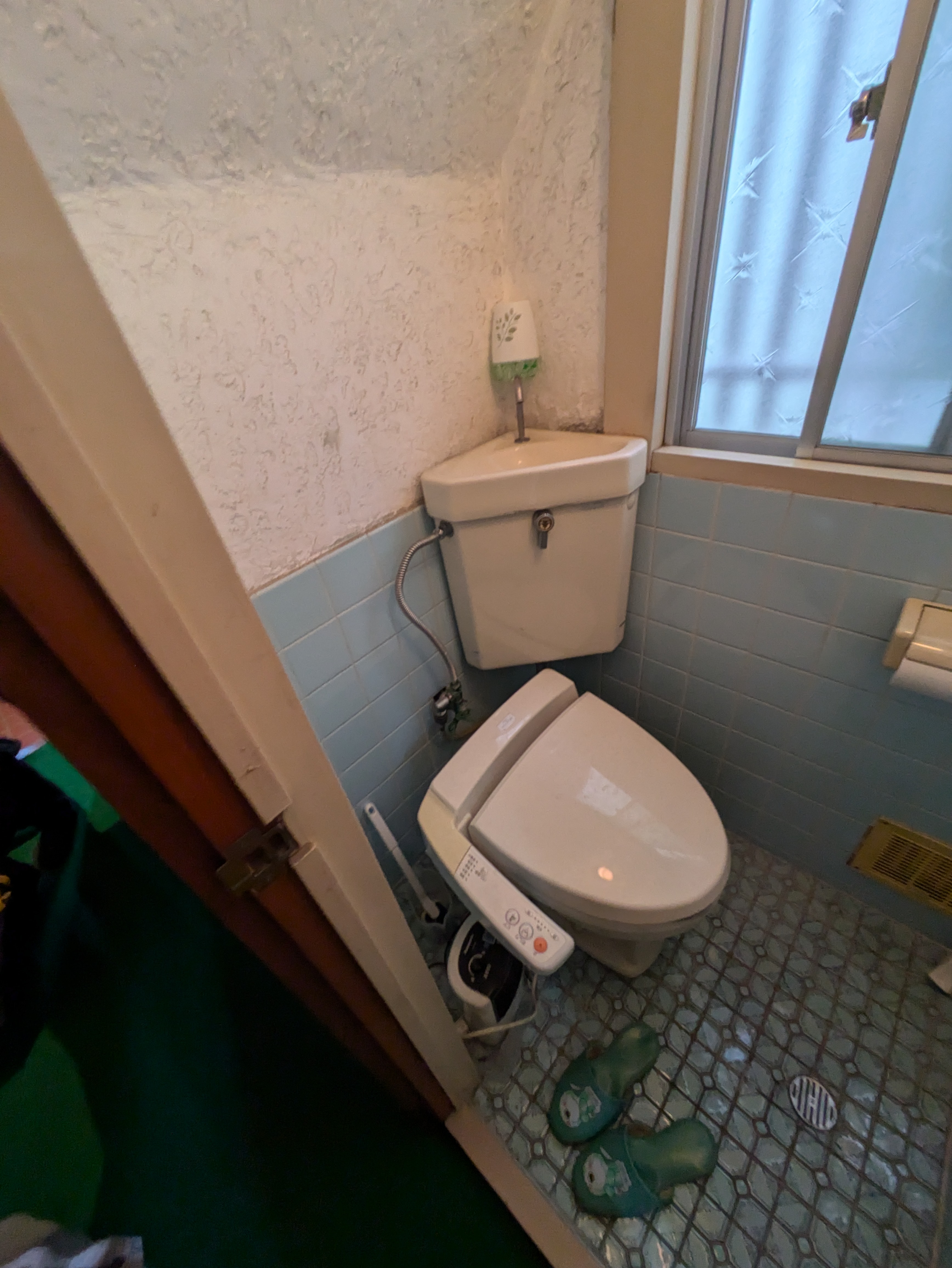 「古い設備を一新し、快適な居住空間に」S様邸