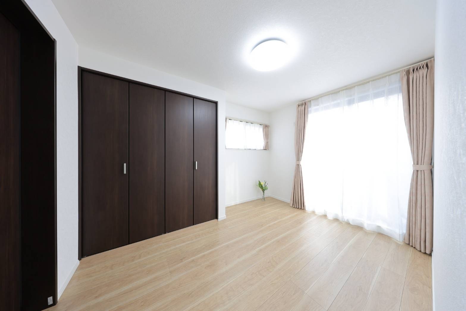 「古い設備を一新し、快適な居住空間に」S様邸